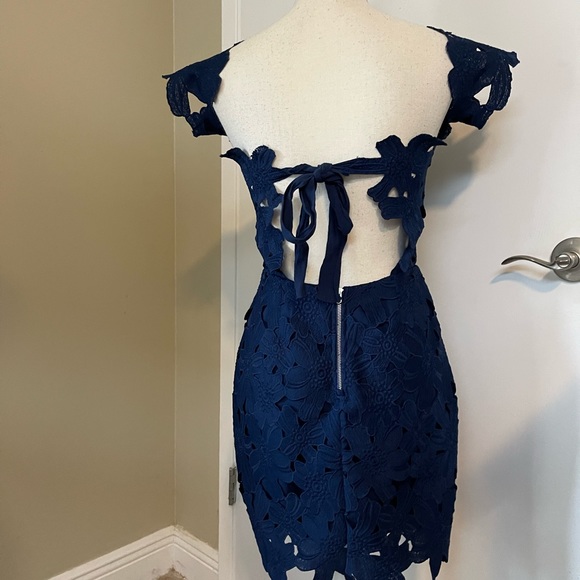 Stunning Saylor FP Cocktail Dress Size Small NWOT - Picture 2 of 13